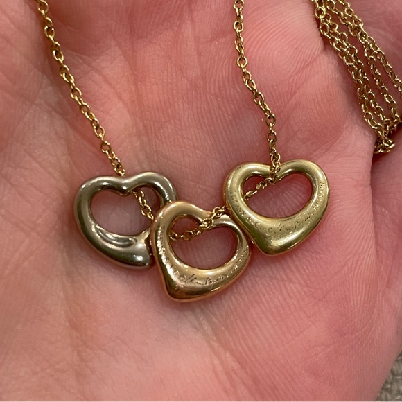 ❤️Tiffany & Co.❤️Elsa Peretti 18k Tri-Color Gold Triple Open Hearts Necklace - Picture 4 of 9